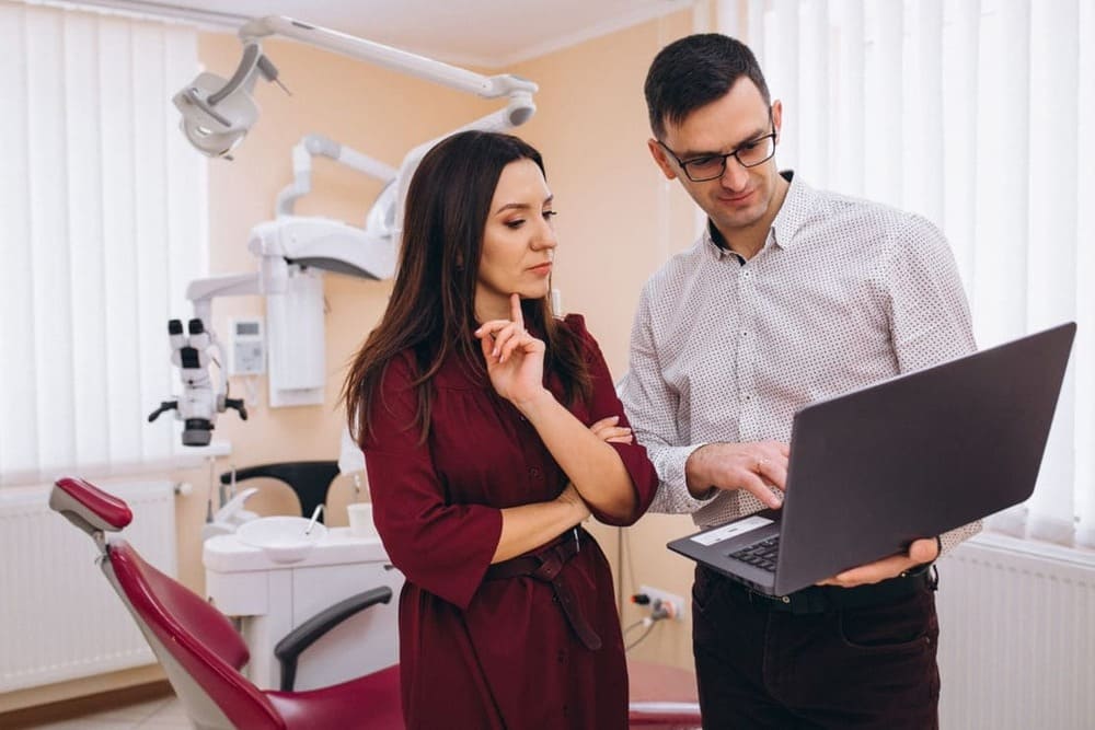 Como a falta de precificação afeta a lucratividade da clínica