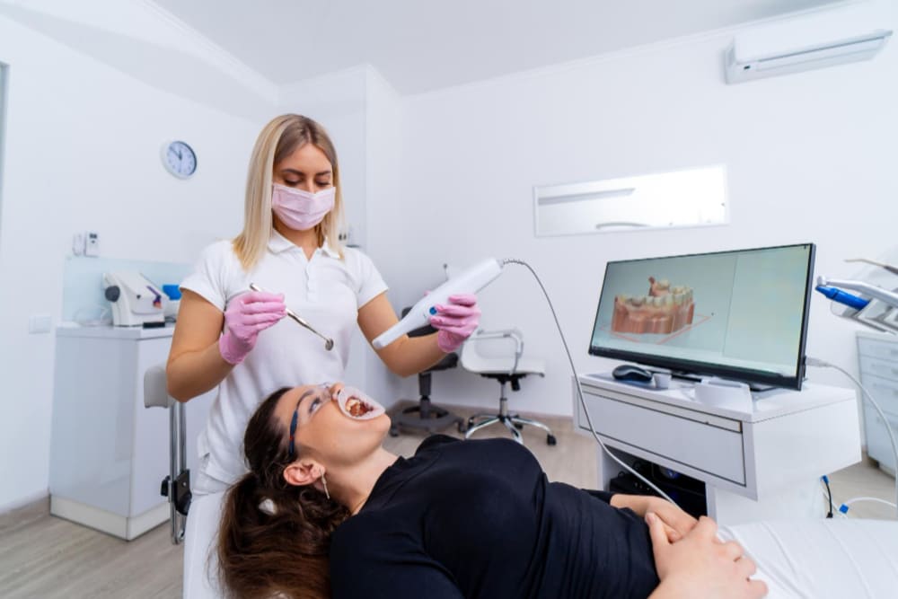 Diferença entre escaneamento intraoral e moldagem convencional